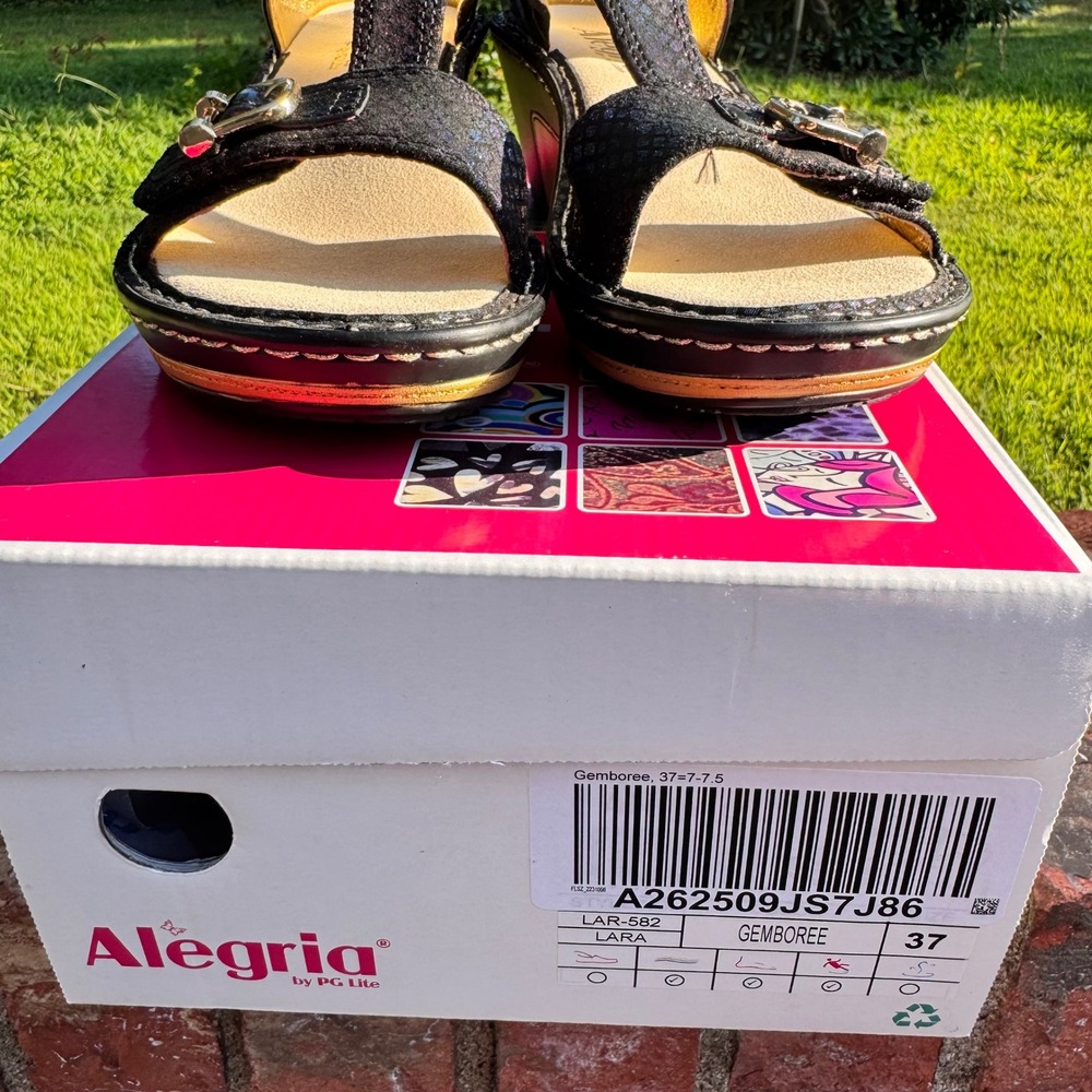 ALEGRIA by PG LITE LAR-582 Size 37 Strappy Wedge Sandals Black Snakeskin NIB - Picture 8 of 8